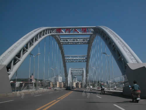 gdp增速_2015嵊州gdp(3)