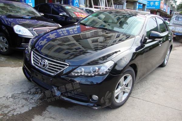 2011年丰田锐志转让《可按揭 》